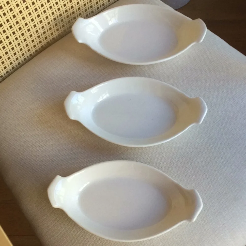 Set of 3 9”x4” ivory USA made bakeware